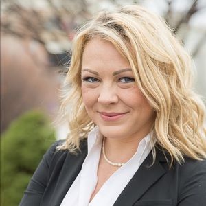 Meet your Posher, Jessica